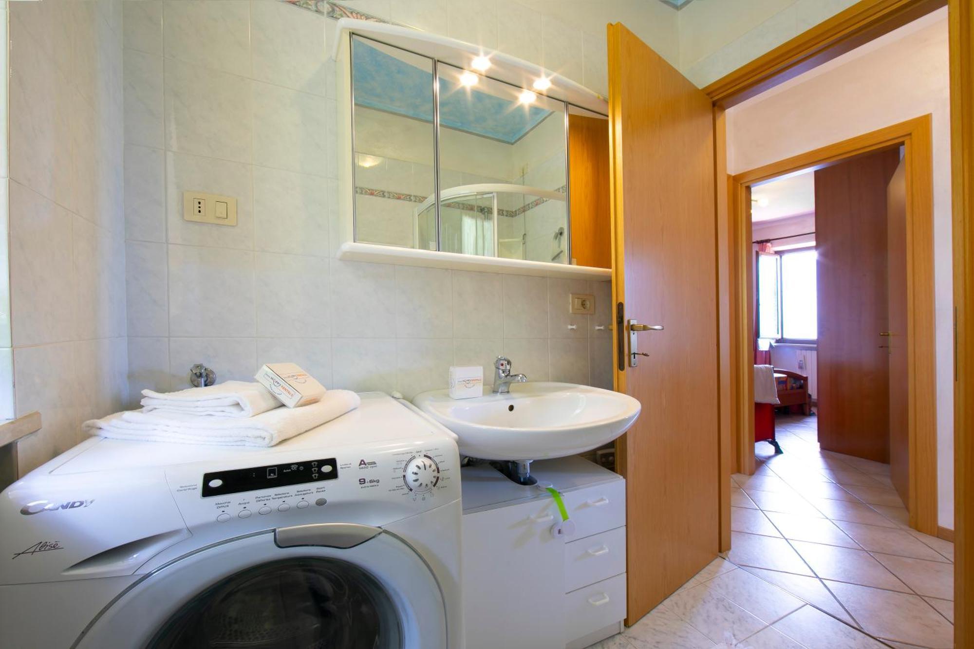Balcone Sul Lago - Happy Rentals Tremosine Luaran gambar