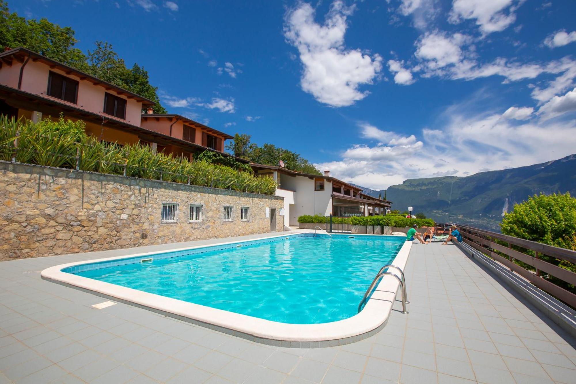 Balcone Sul Lago - Happy Rentals Tremosine Luaran gambar