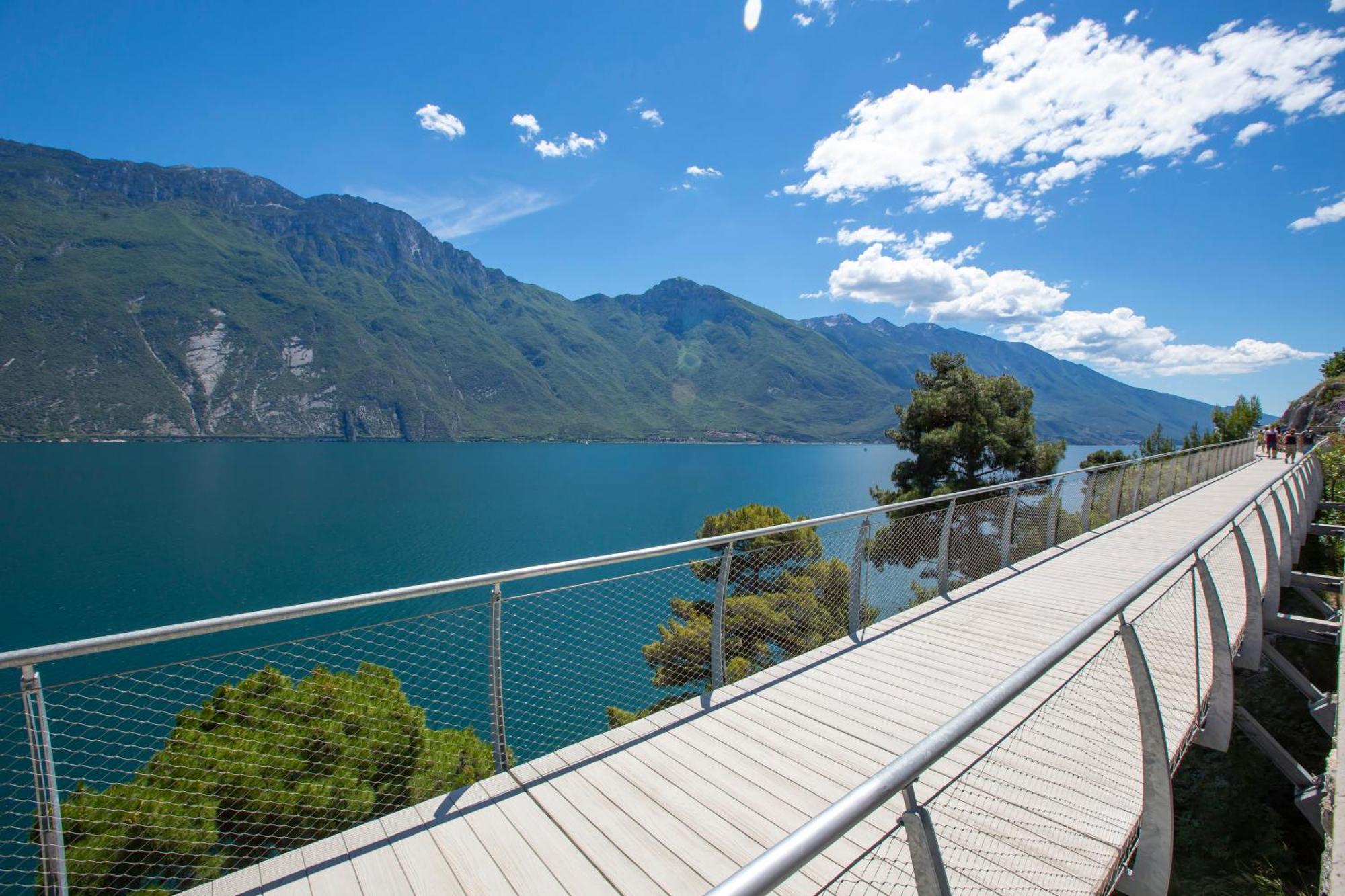 Balcone Sul Lago - Happy Rentals Tremosine Luaran gambar